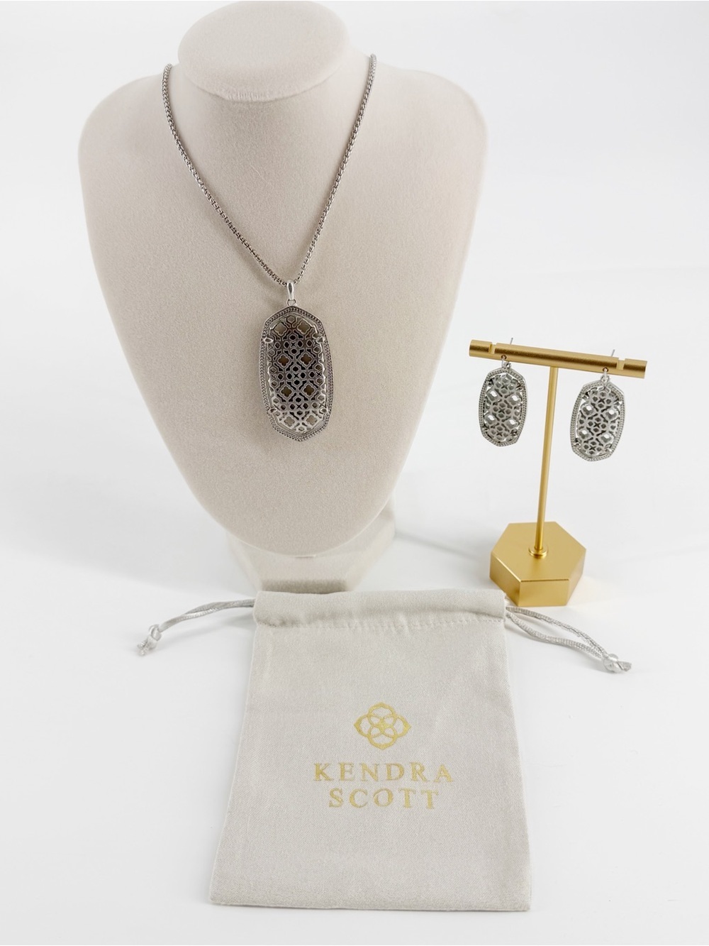 Kendra Scott Rae Long Filigree Pendant & Elle Earrings in Silver Set